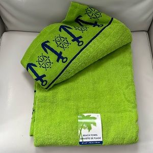 BNWT Green Anchor Beach Towel